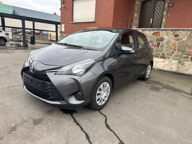 Toyota Yaris Basis,Klima,Kamera , Euro 6 ,tüv