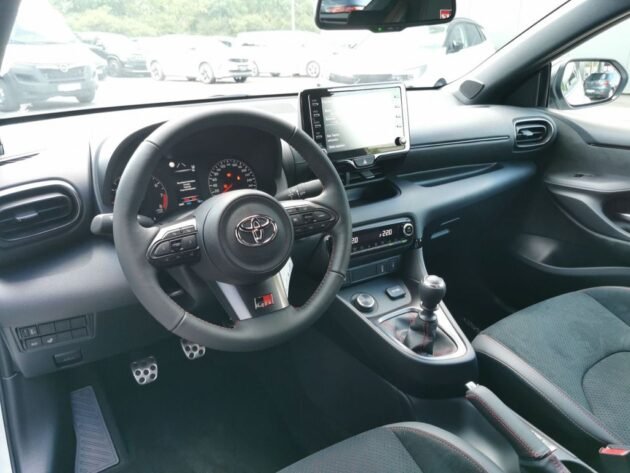 Toyota Yaris GR WRC Allrad LED AppleCarPlay AndroidAuto – Image 9